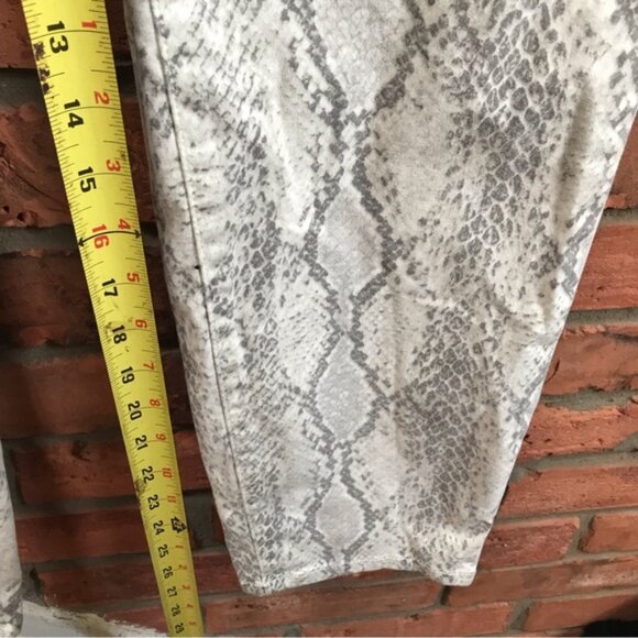 NYDJ NEW Ami High Rise Animal Snakeskin Print Jeans Slim Pant Stretch Gray  16 - Picture 16 of 16